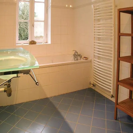 Three-bedroom Holiday In